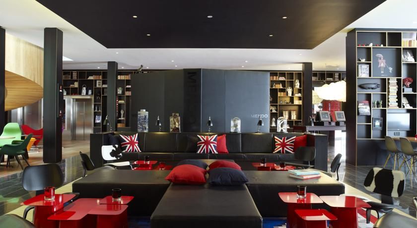 My Favourite Hotel Experience: Fish, Reverse Thinking and a Great Bed!