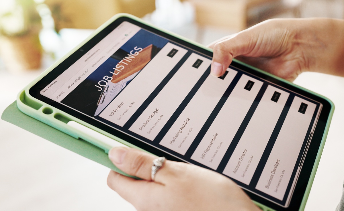 Tech job adverts in the UK drop 50% as AI and offshoring reshape the industry