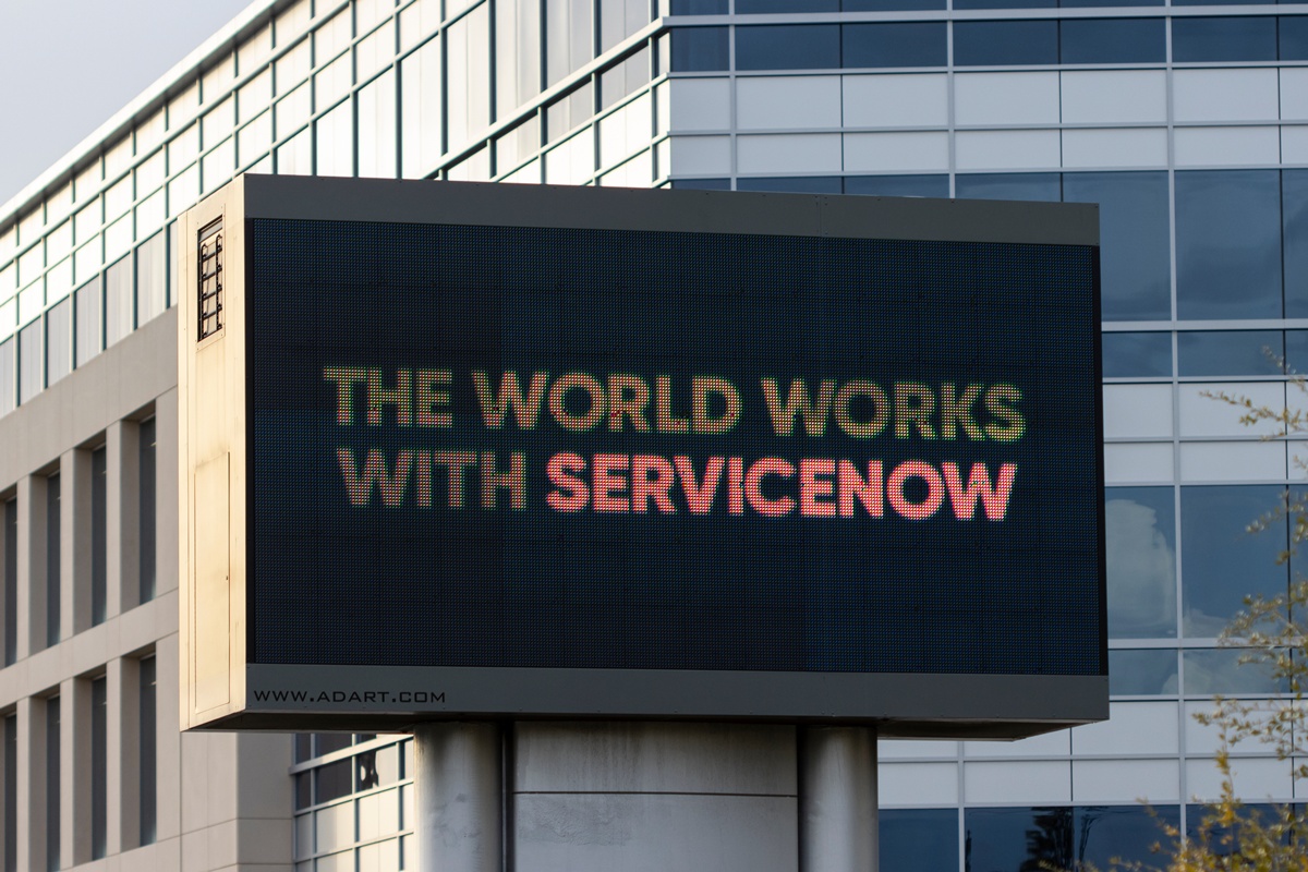 ServiceNow scoops up Moveworks for $2.85B